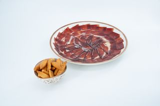 Jamón Cortado A Cuchillo Con Regañás (100 Gr.)