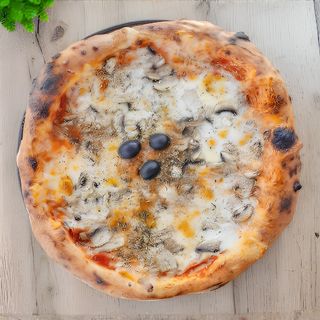 Capriciossa pizza 28cm + Pepsi 0.33l