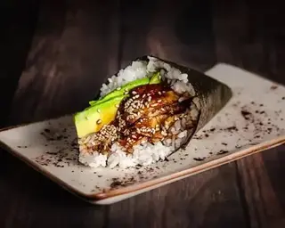 Temaki De Anguila