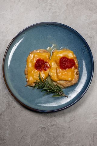 Cotlet de porc alla Valdostana