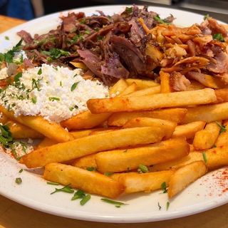 Pizza (30 Cm.) Y 1 Plato Kebab