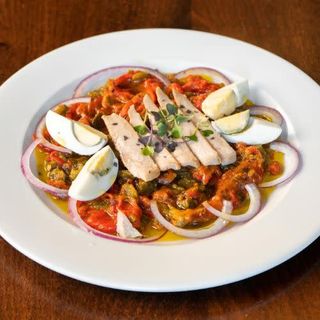 Pimientos Asados De La Casa, Huevo & Ventresca