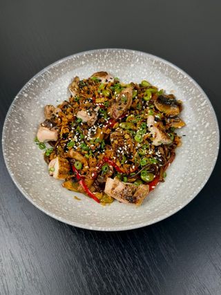 Локшина соба з куркою