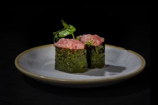 152.Gunkan De Atún  (2 Uds.)