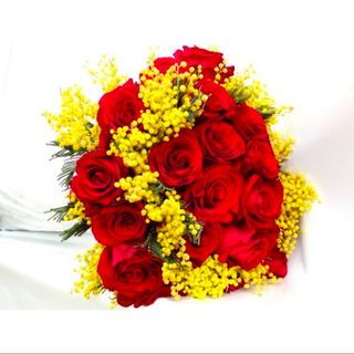 Rosa e mimosa ( bouquet) 