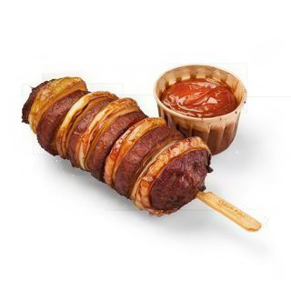 Tapa De Albóndiga Frita Con Cebolla