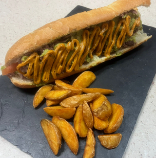 Bocadillo De Ternera Desmechada