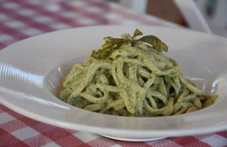 Salsa Pesto Y Ricotta