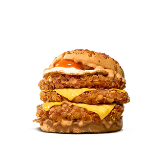Stacker Huevo Triple Pollo