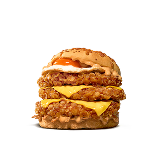 Stacker Huevo Triple Pollo
