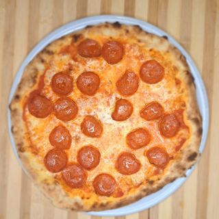 Pizza De Salami Picante Familiar (50 Cm.)