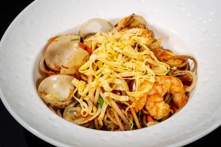 521 Yaki soba ai frutti di mare