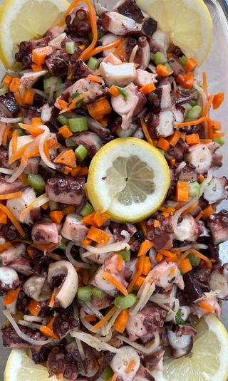 INSALATA DI POLPO PORZIONE CIRCA  100/150 g 