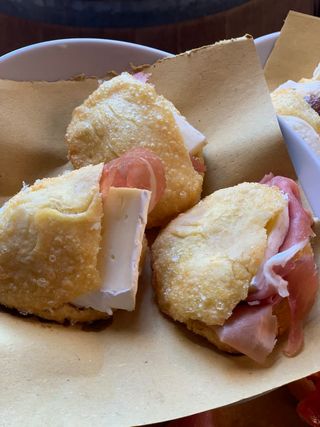 3 Quarti con Prosciutto e Mozzarella