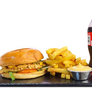Burger Poulet combo+ Coca cola