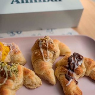 Caja De 6 Medialunas Rellenas