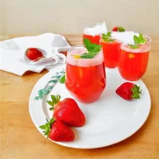 Lemoniadka truskawkowa