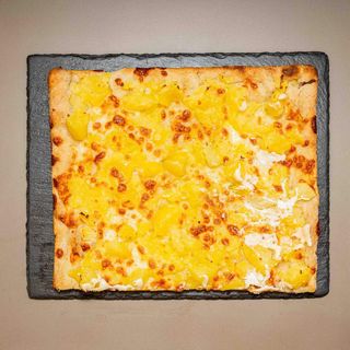 Mezza Teglia Patate e Mozzarella