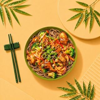 Wok Soba Pui Sos Roze