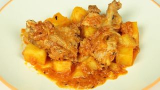142. Patate con anatra in casseruola
