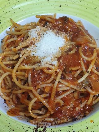 Spaghete a la Napoletana