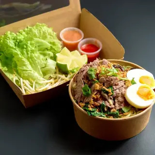 Ba Mee Nue