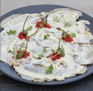 Vitello tonnato