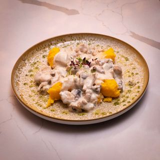 Ciulama de pui cu ciuperci