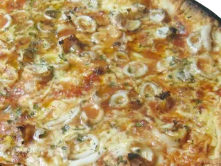 Pizza s lignjama