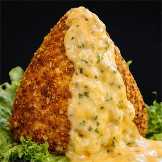 ARANCINI CU SOS RAGU