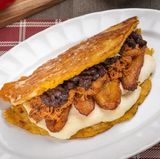 Cachapa Pabellón Criollo (1 Ud.)