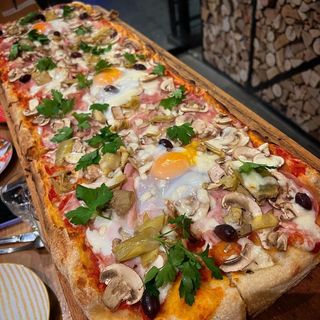 Pizza Capricciosa (80 Cm.)