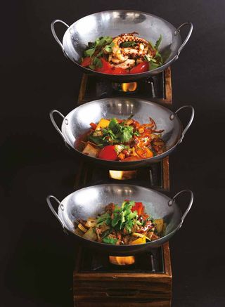 115 Calamari piccanti in tegame su fuoco