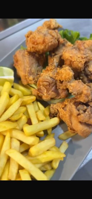 Frango à Passarinho