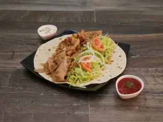 Dürüm (2 uds) + Bebida + Postre (2 uds)