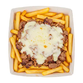 Plato de patatas fritas con carne mixta y queso gratinado