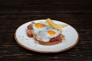 Tapa De Huevos De Codorniz