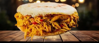 Arepa De Pollo Desmechado