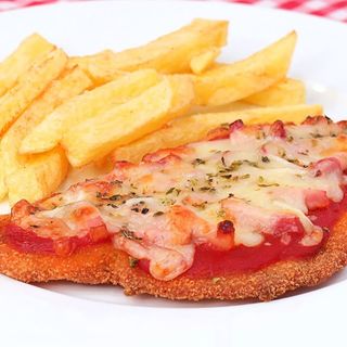 Milanesa de pollo a la napolitana