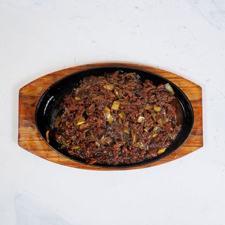 Tie pan govedina sa staklenim rezancima