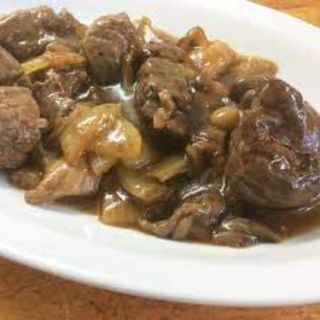 ternera con bambú y setas chinas