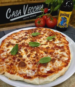 Pizza Margarita (30x30 Cm.)