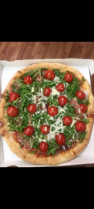 Rucola, pomodorini e grana - maxi