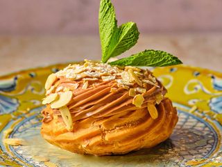 Profiterol XL de mascarpone con Nutella