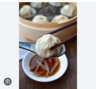 S4. Siu long bao