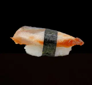 Nigiri de anguila