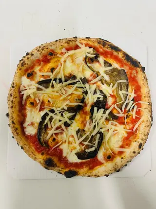Pizza Parmigiana