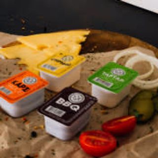 Брусничний