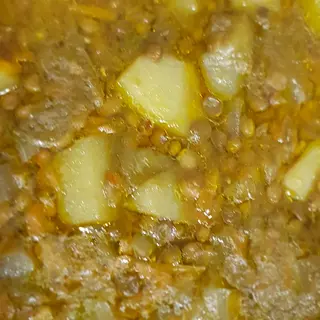 LUNES Lentejas con verduras 
