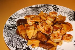 A131. Gamberi con bambu e funghi*